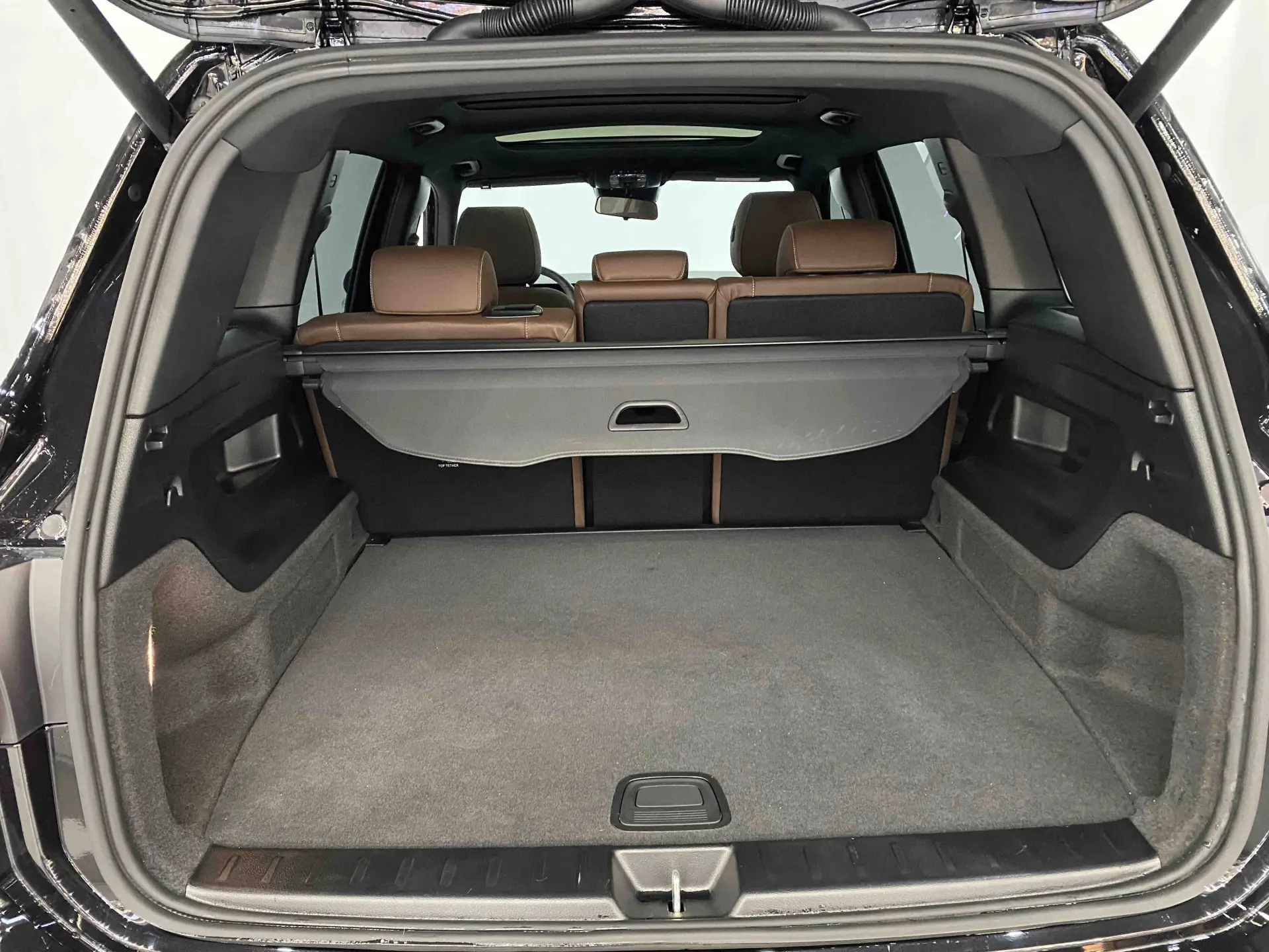 Mercedes-Benz GLB, 2024 16