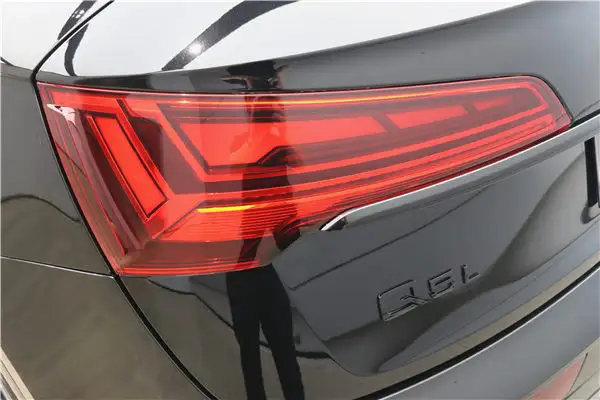 Audi Q5L 45 TFSI, 2024 26