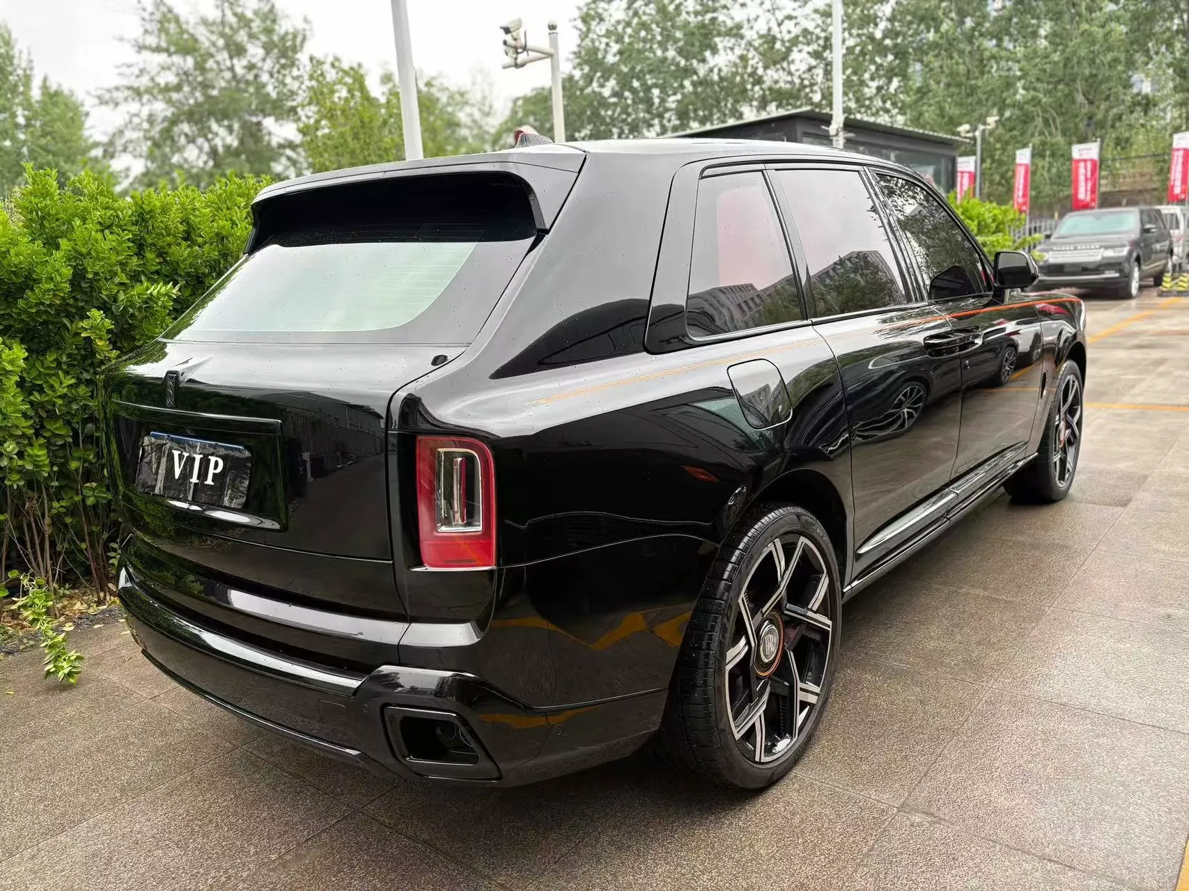 Rolls-Royce Cullinan, 2020 4