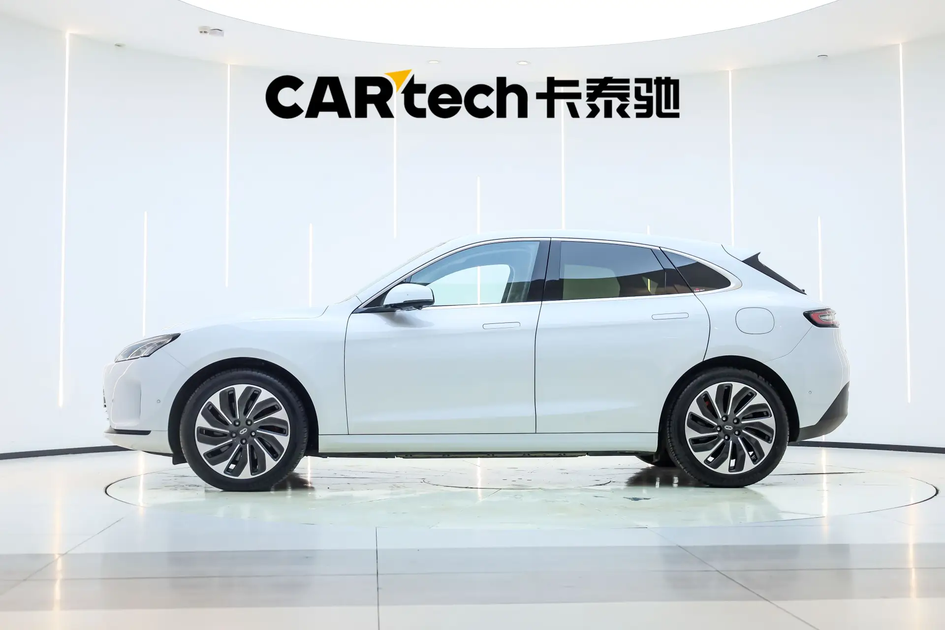 AITO M5, 2022 8