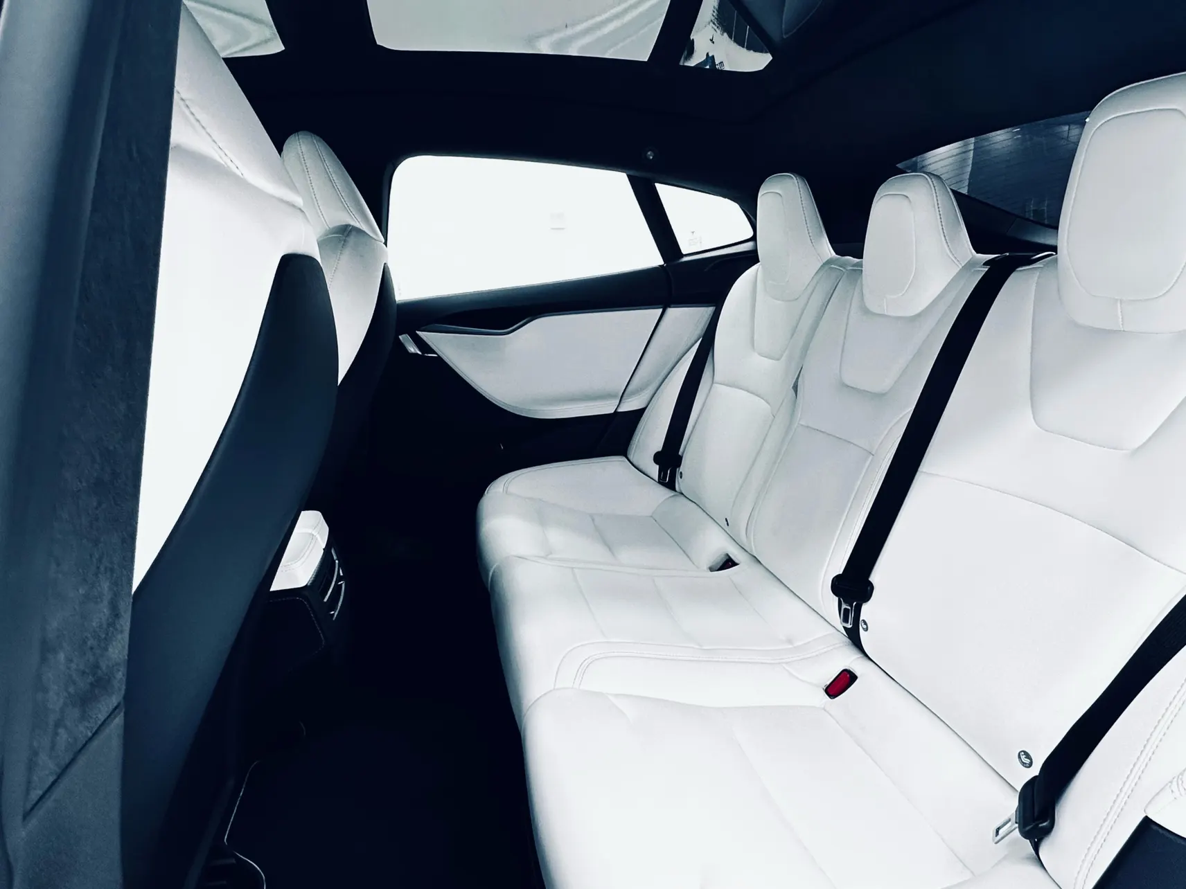 Tesla Model S, 2020 23