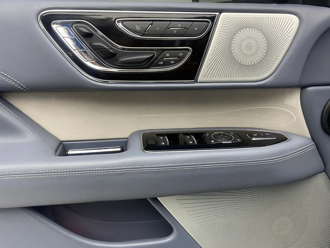 Lincoln Navigator, 2023 24