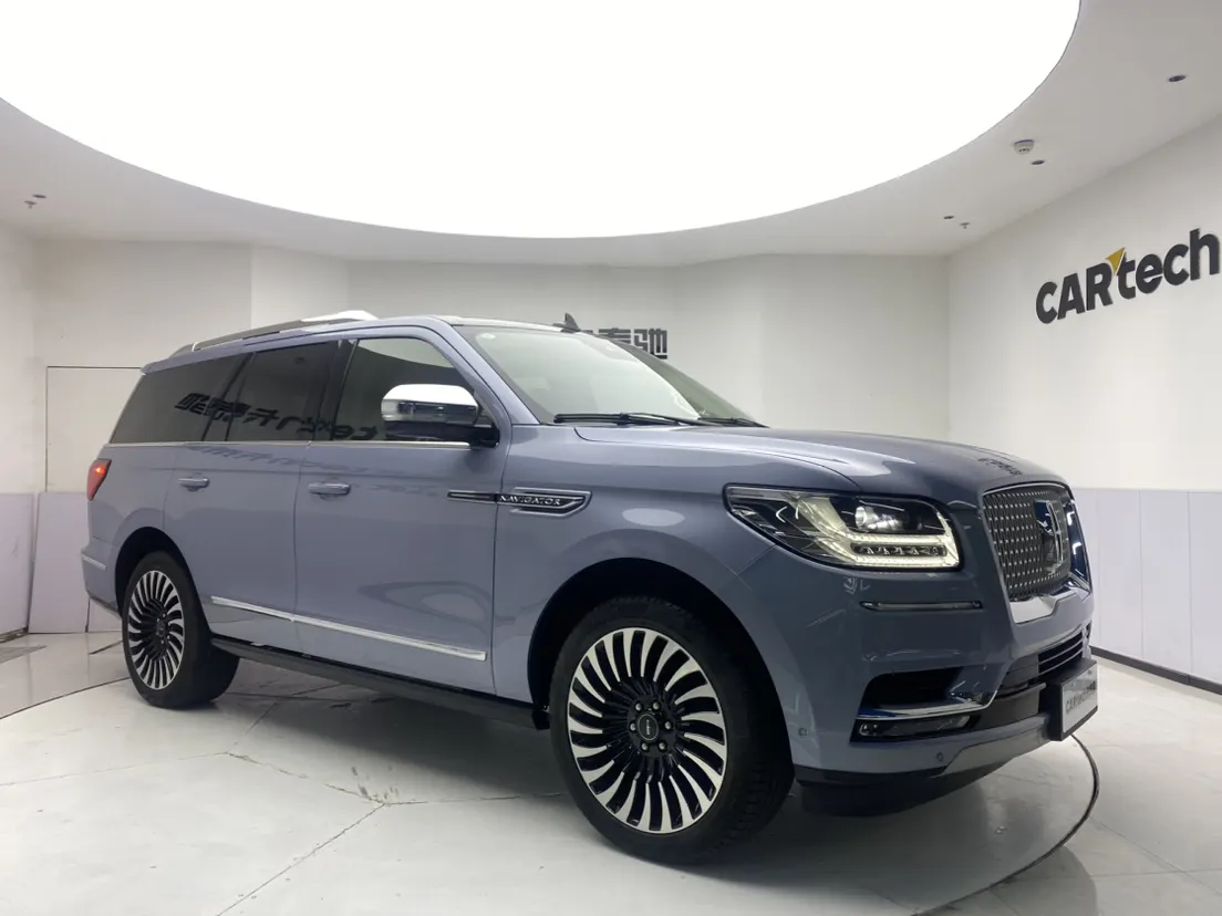 Lincoln Navigator, 2023 2