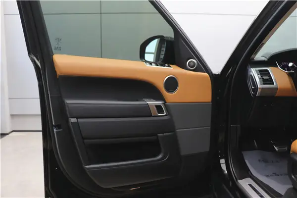 Land Rover Range Rover Sport, 2021 10