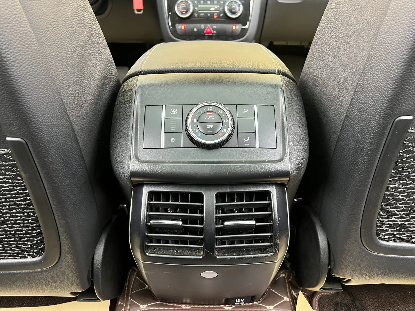 Mercedes-Benz R, 2017 27