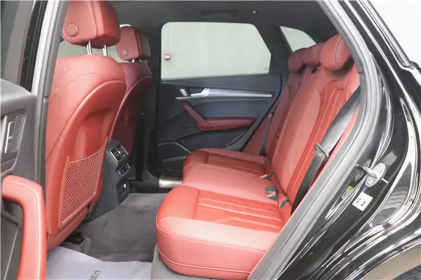 Audi Q5L 45 TFSI, 2024 6