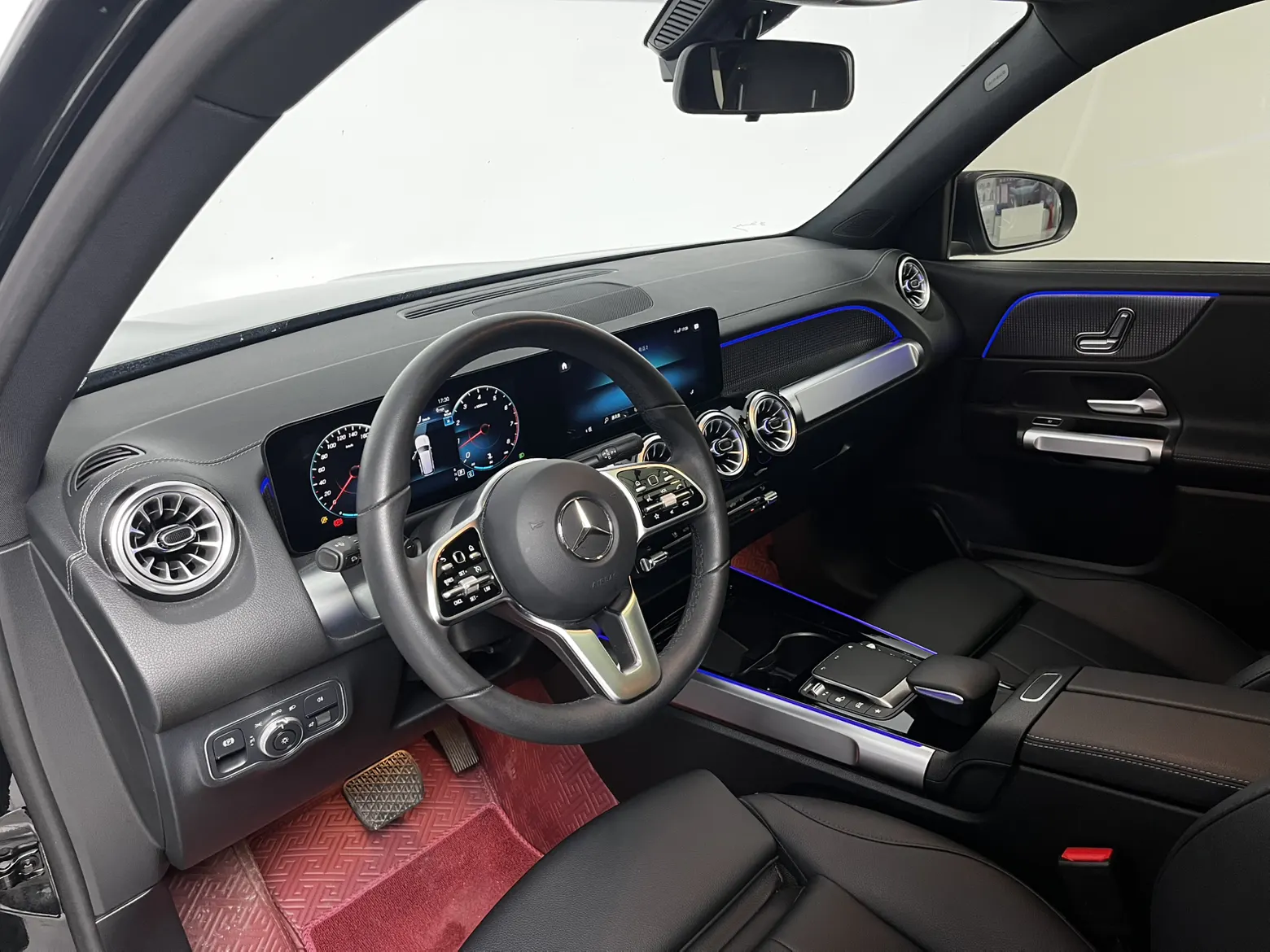 Mercedes-Benz GLB, 2023 16