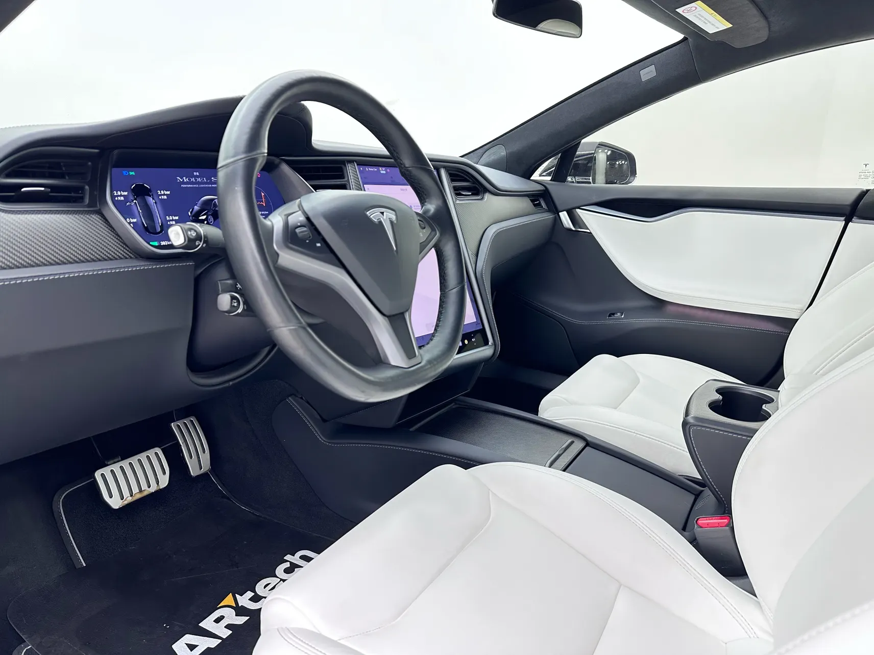 Tesla Model S, 2020 17