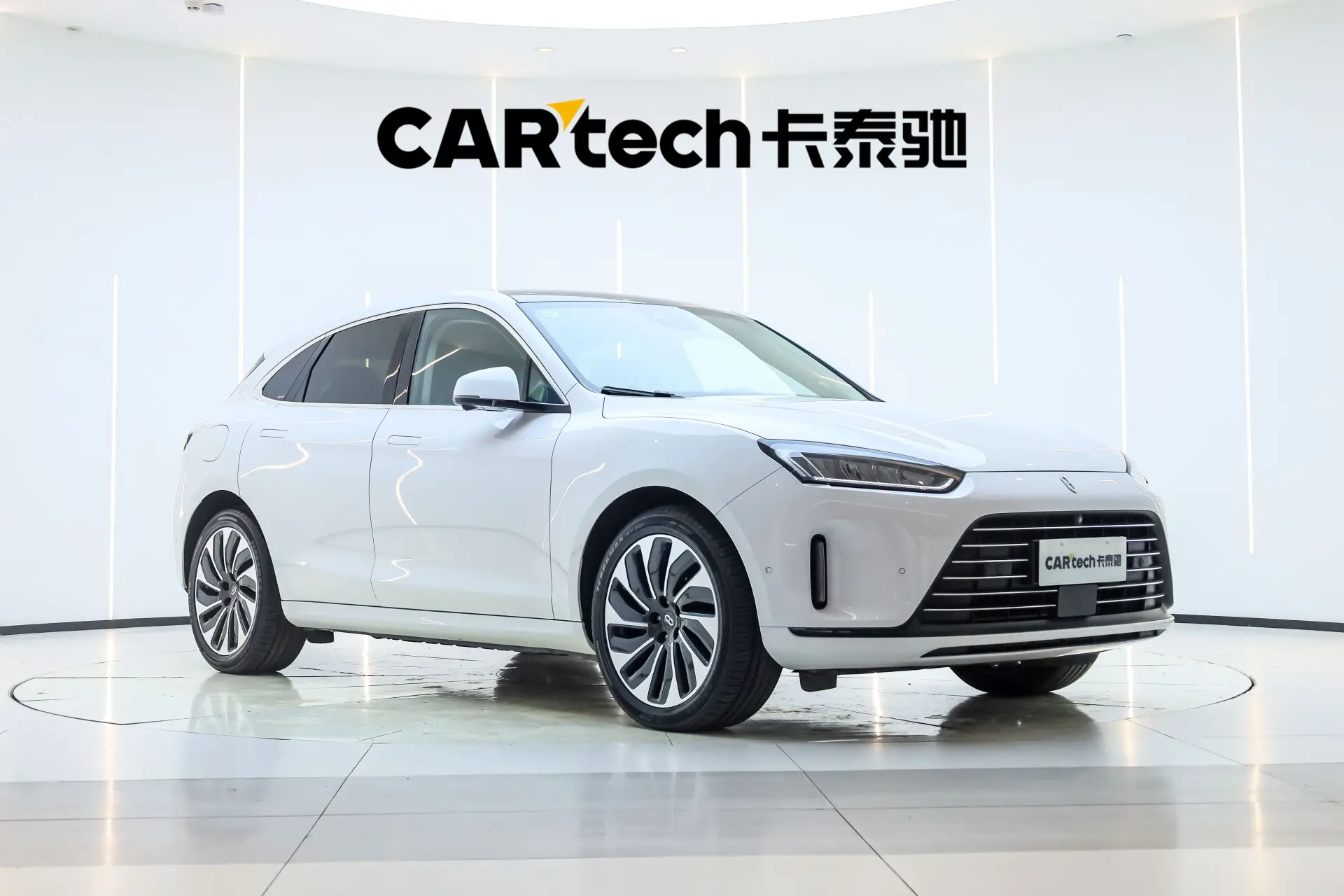 AITO M5, 2022 2