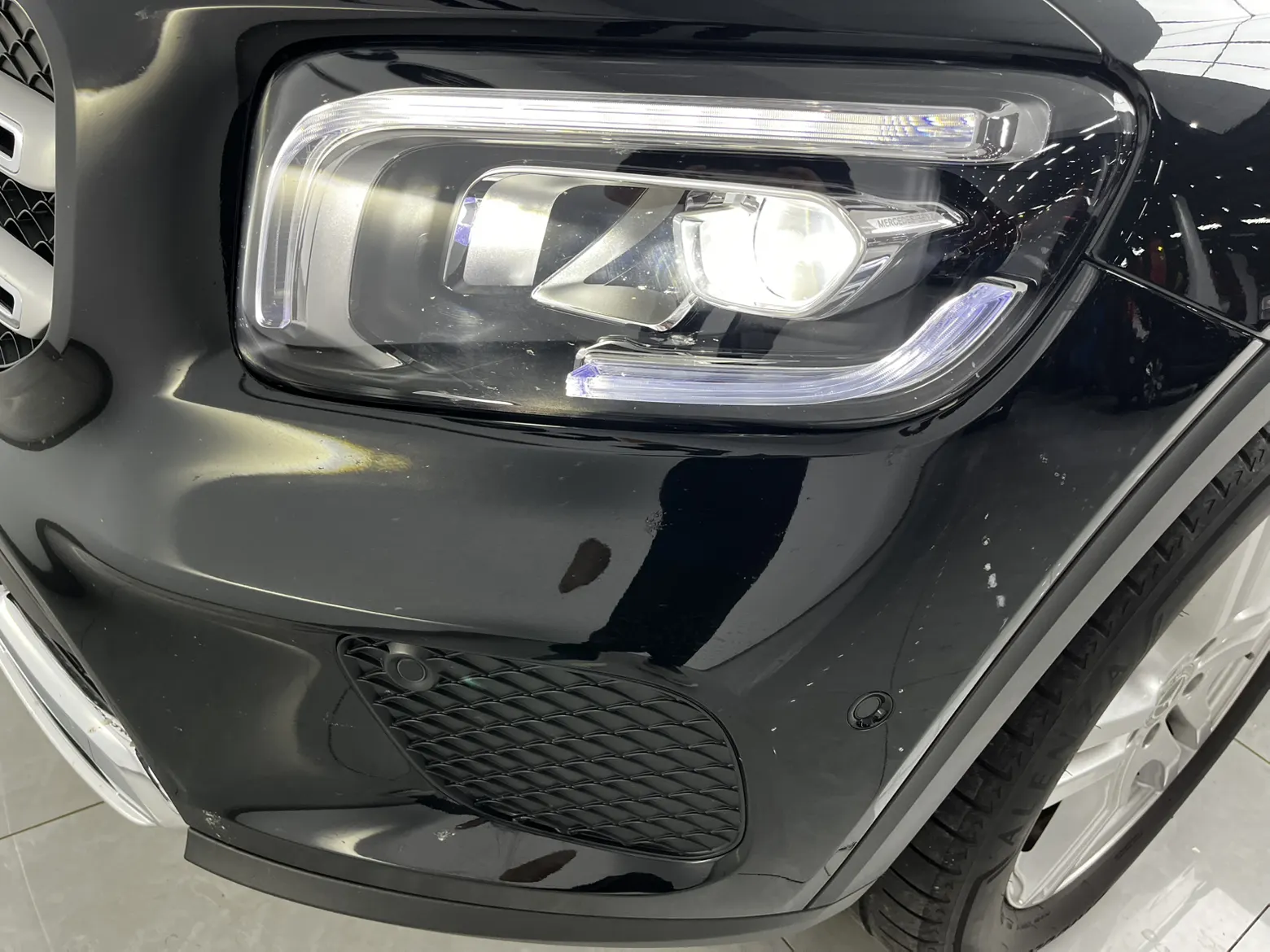 Mercedes-Benz GLB, 2023 все фото