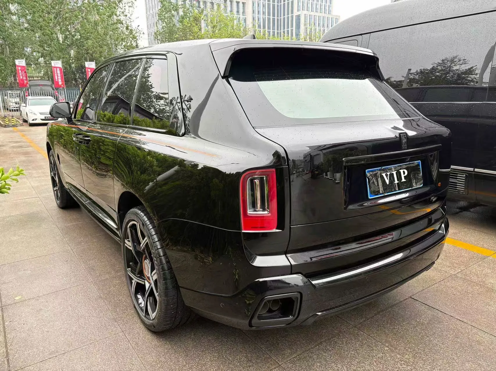 Rolls-Royce Cullinan, 2020 все фото