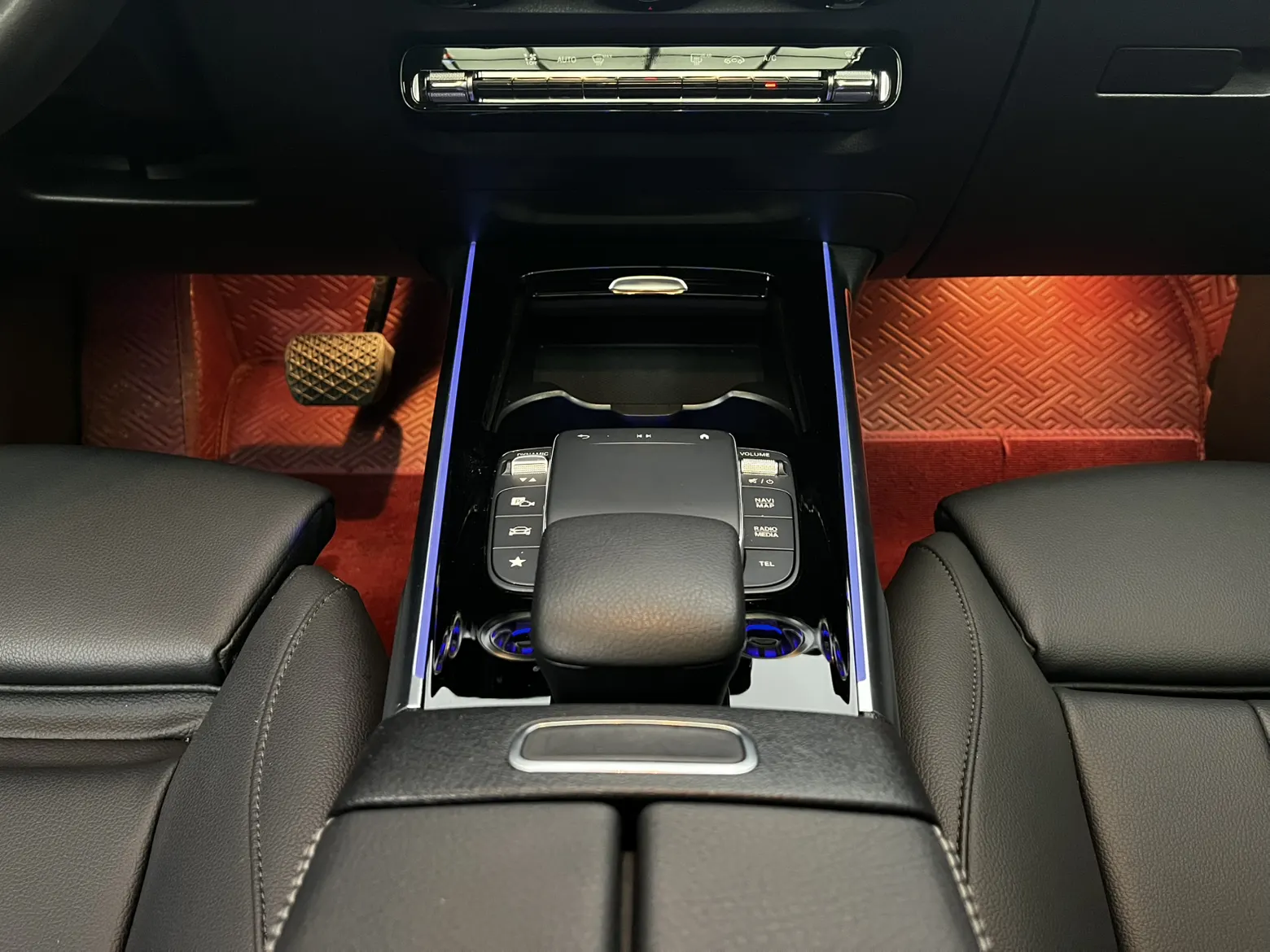 Mercedes-Benz GLB, 2023 15