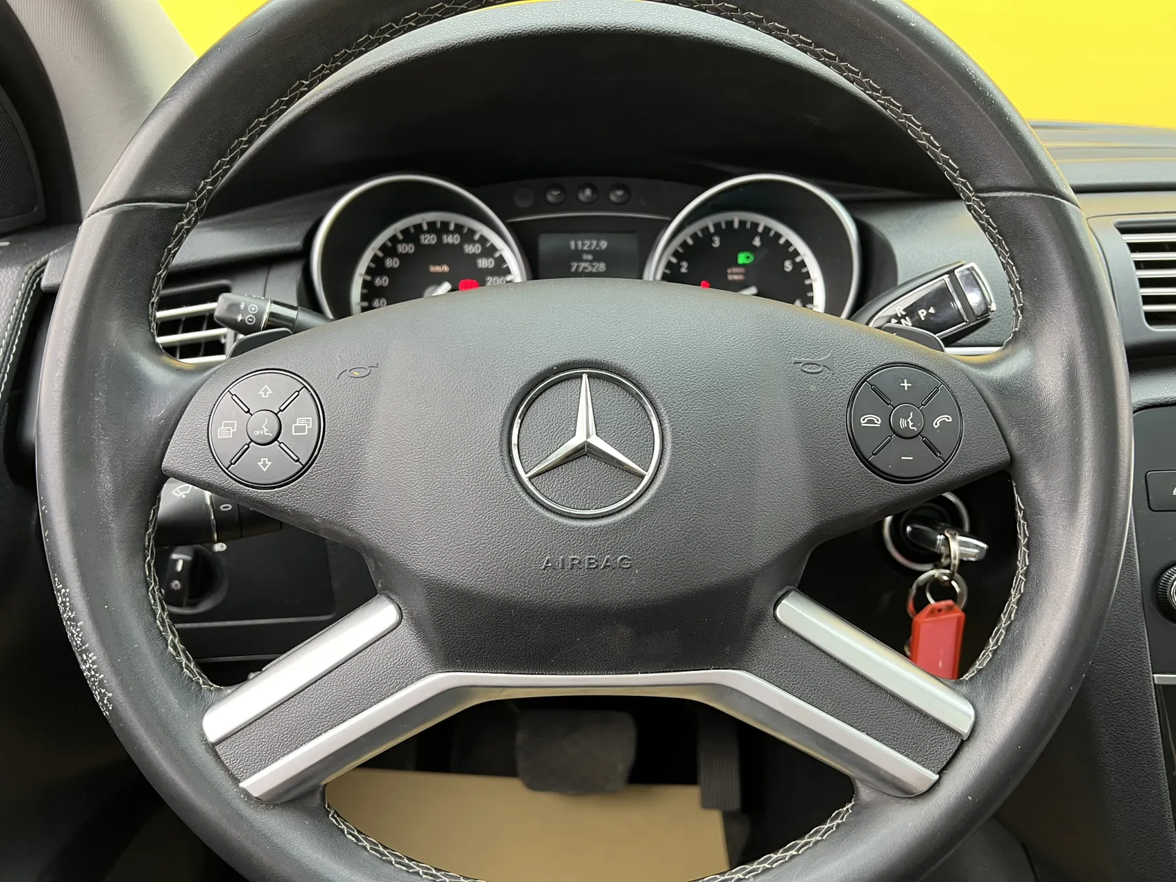 Mercedes-Benz R, 2017 16