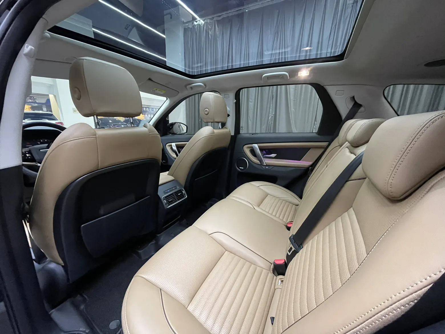 Land Rover Discovery Sport, 2024 15