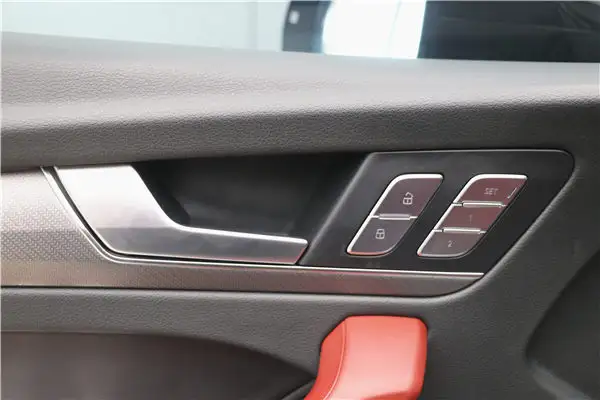 Audi Q5L 45 TFSI, 2024 11