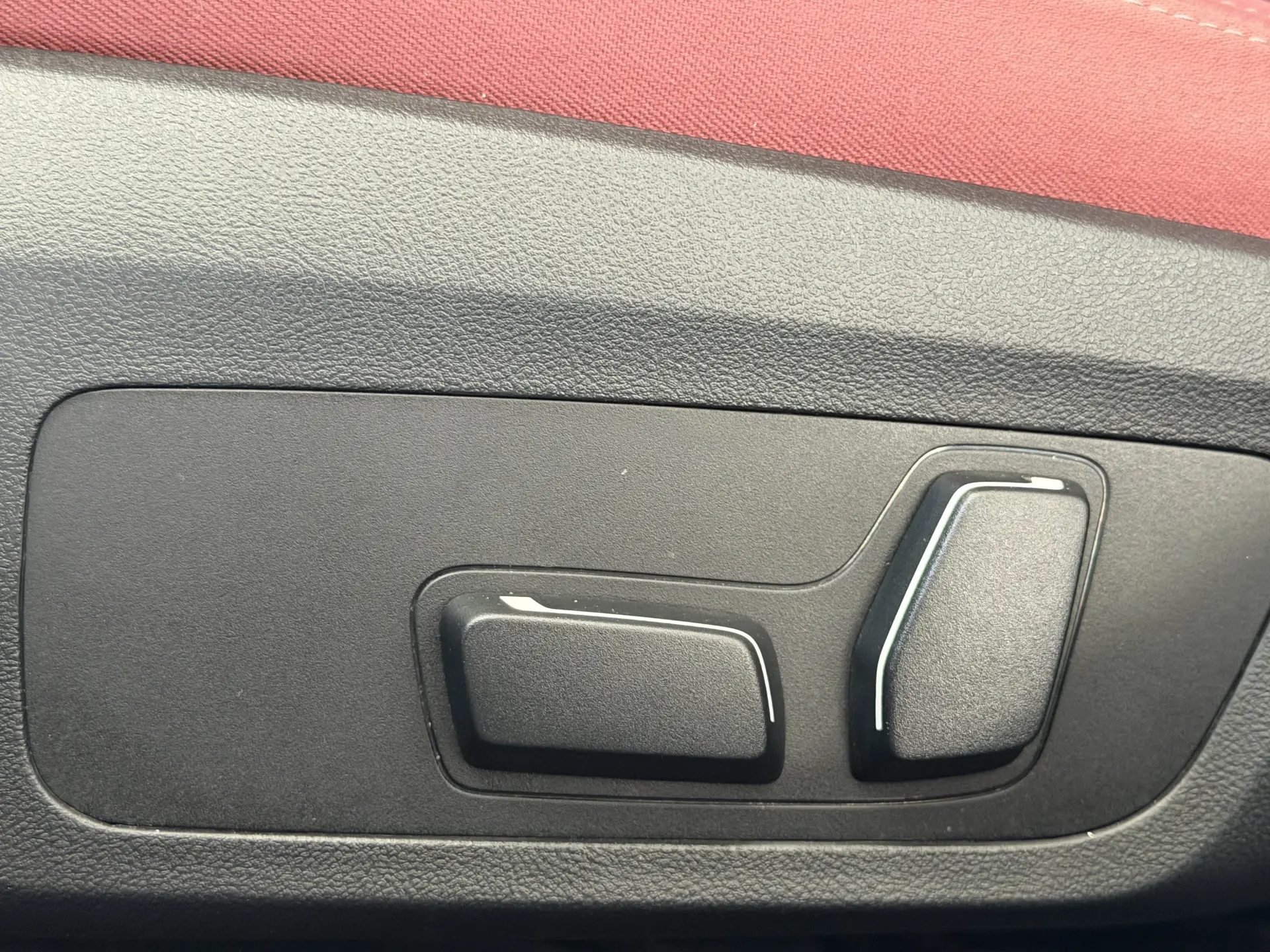 BMW 325Li, 2023 16