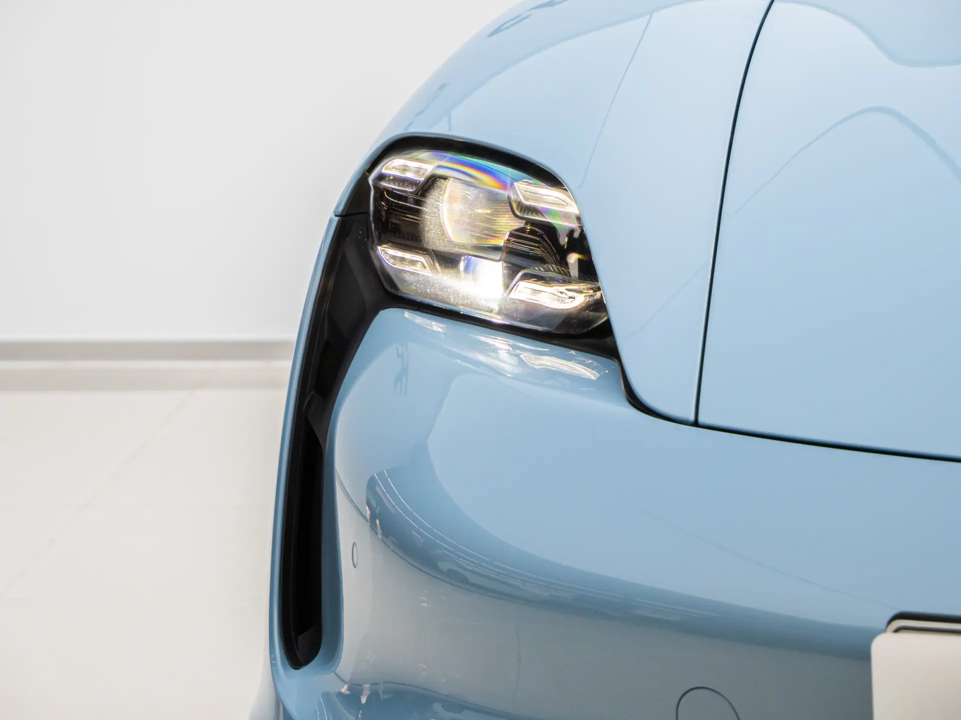Porsche Taycan, 2020 9