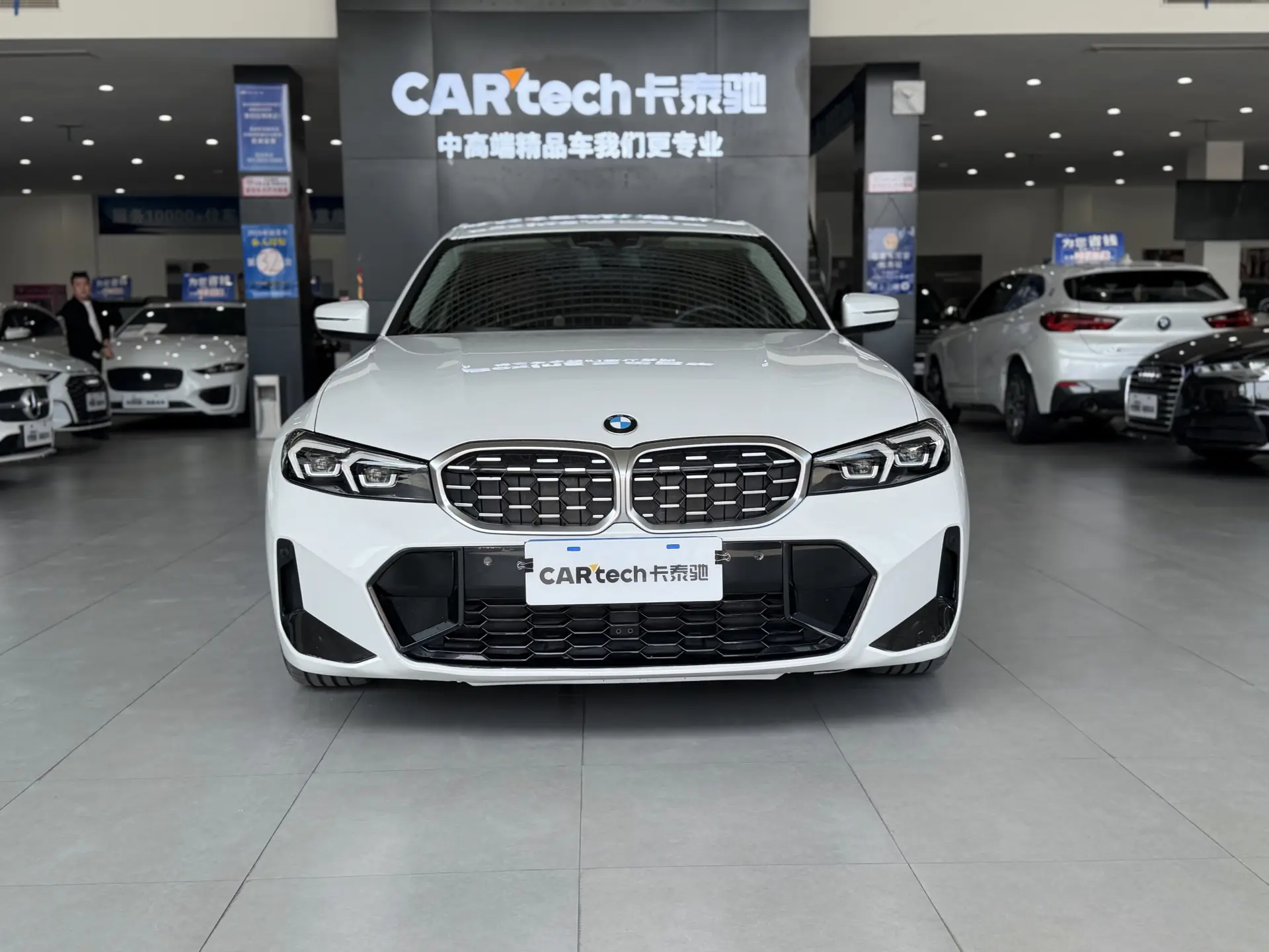 BMW 325Li, 2023 2