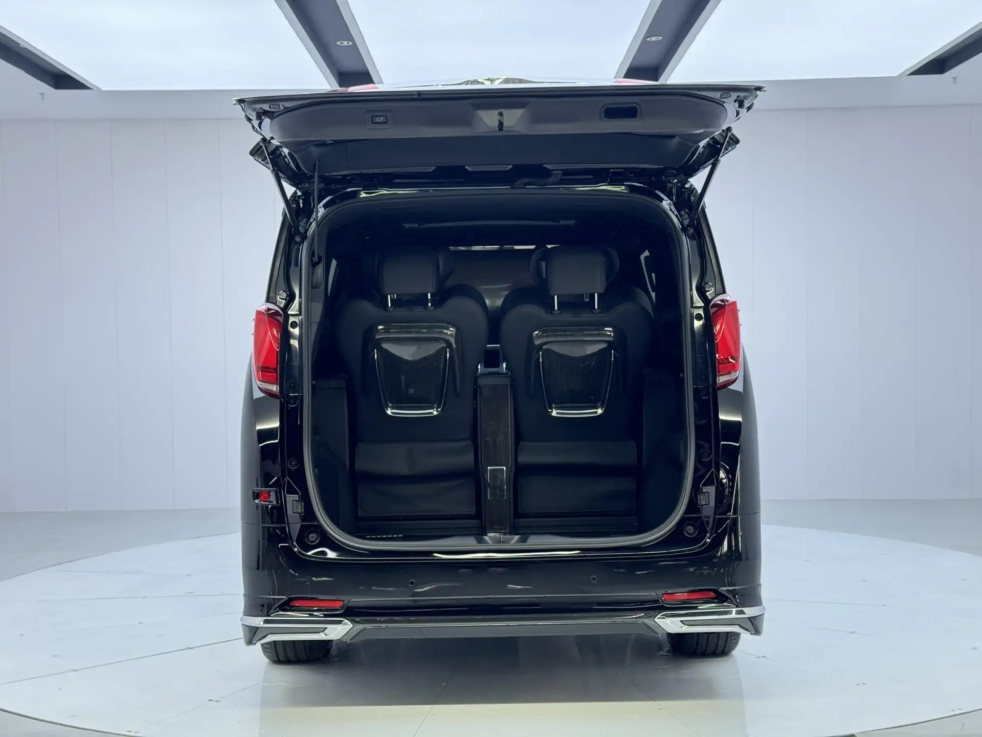 Toyota Alphard, 2019 13