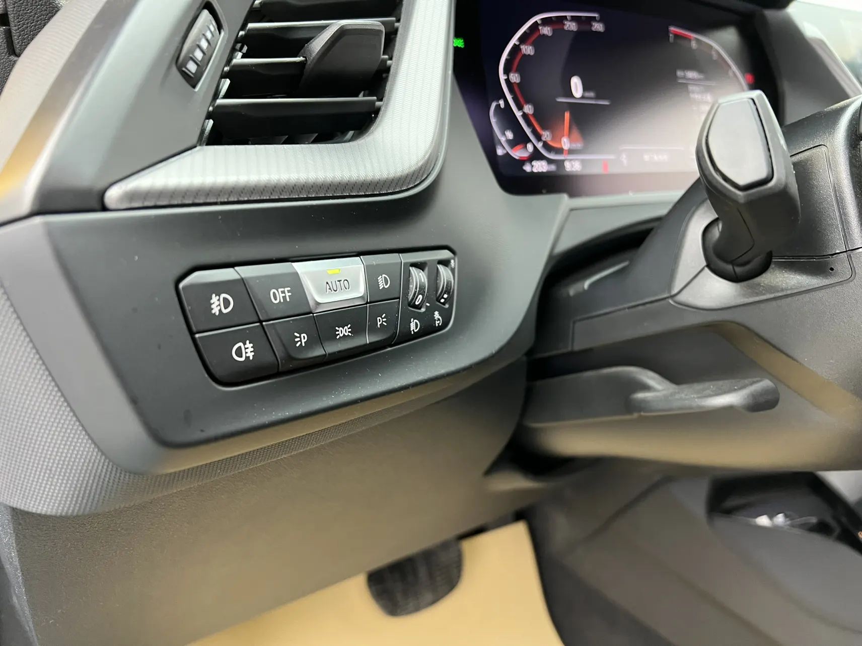BMW 225i, 2023 24