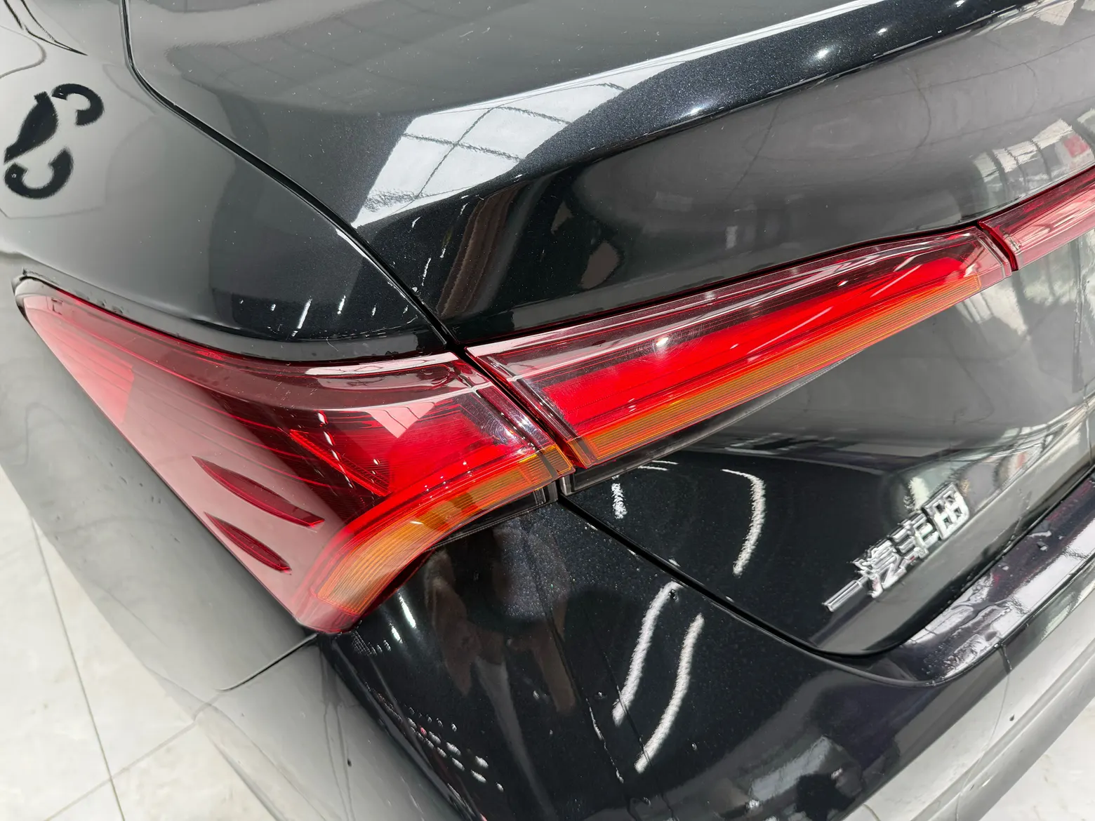 Toyota Avalon, 2022 все фото