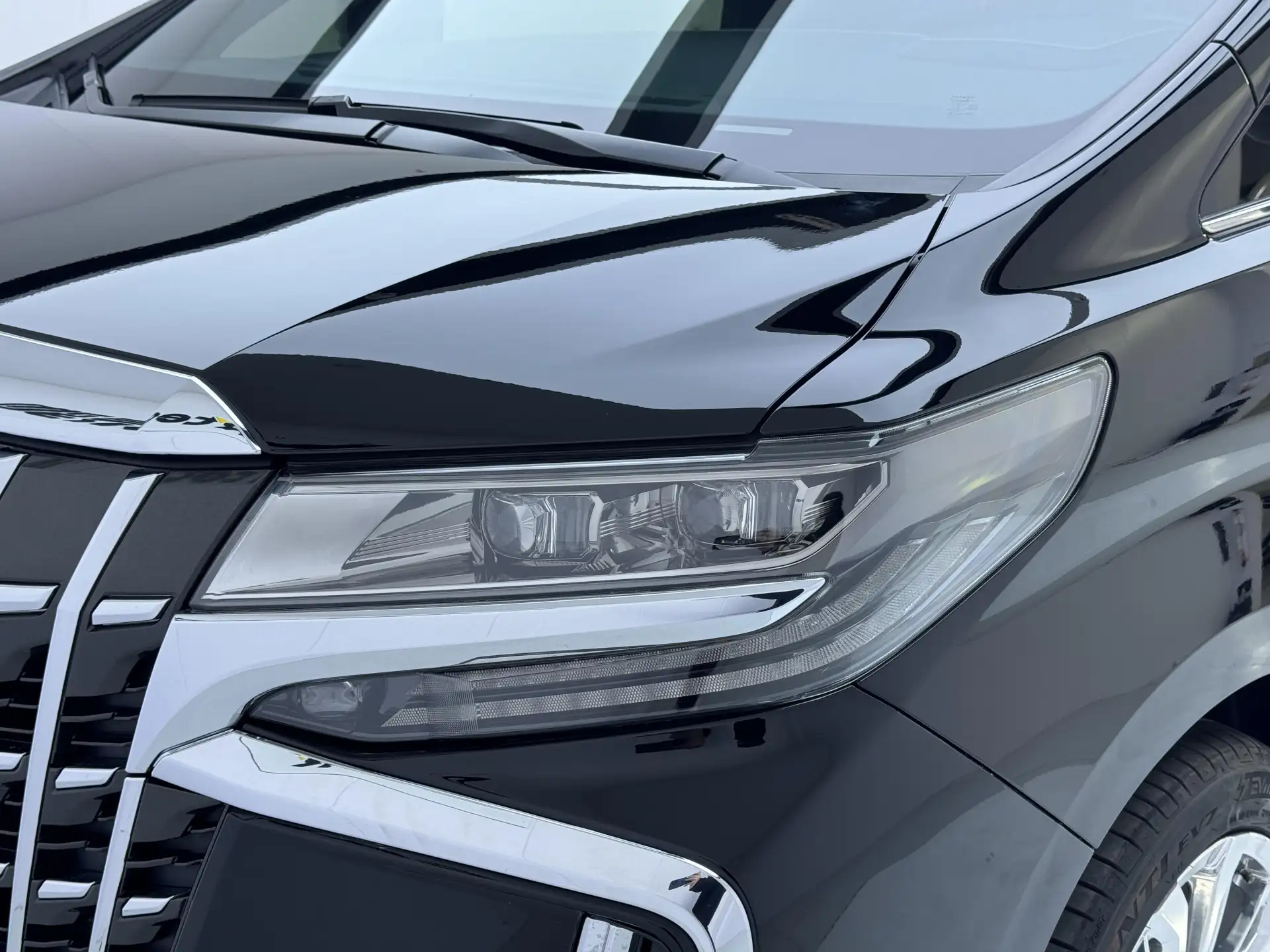 Toyota Alphard, 2019 9