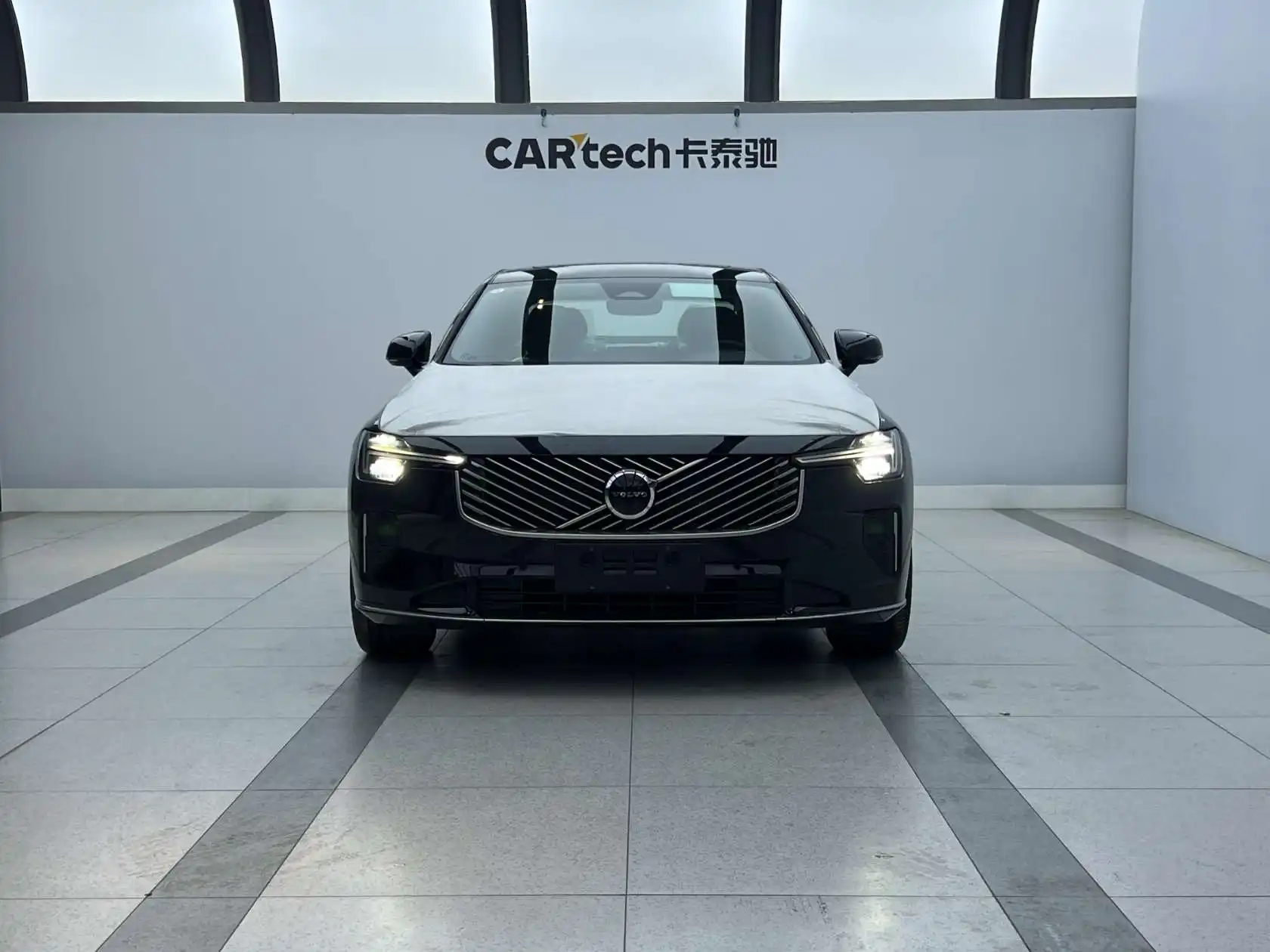 Volvo S90, 2025 3