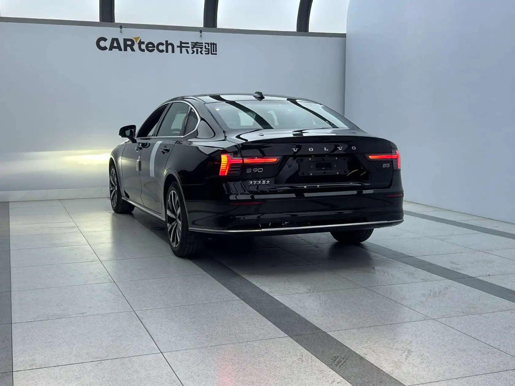 Volvo S90, 2025 все фото