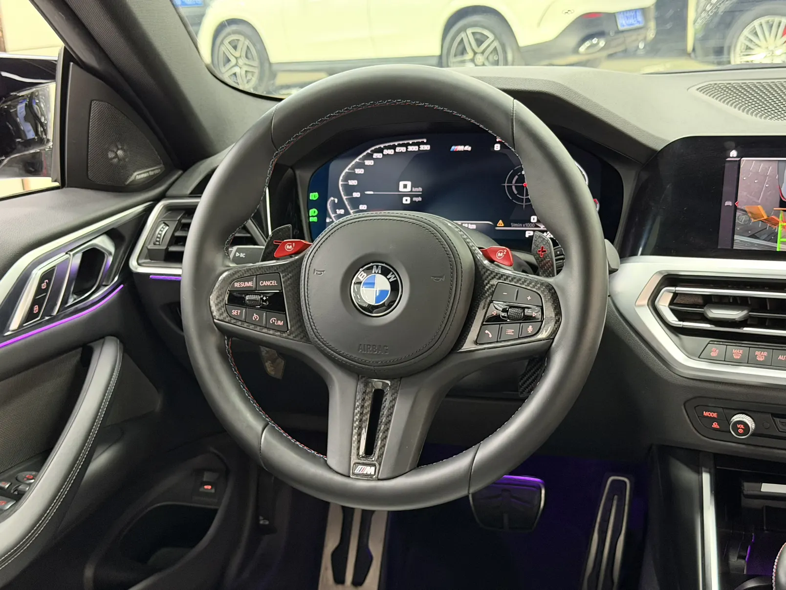BMW M4, 2023 9
