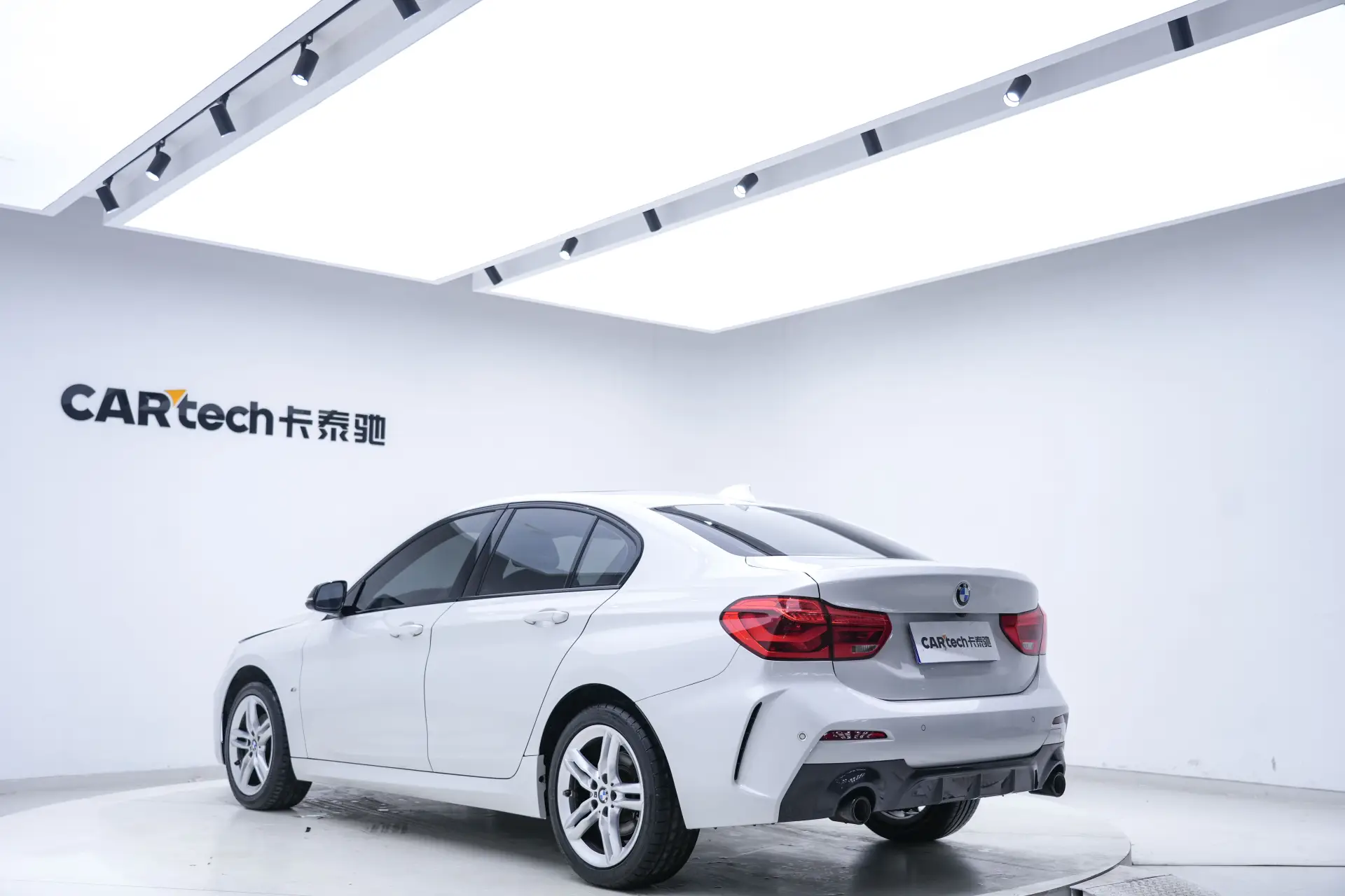 BMW 120i, 2023 7