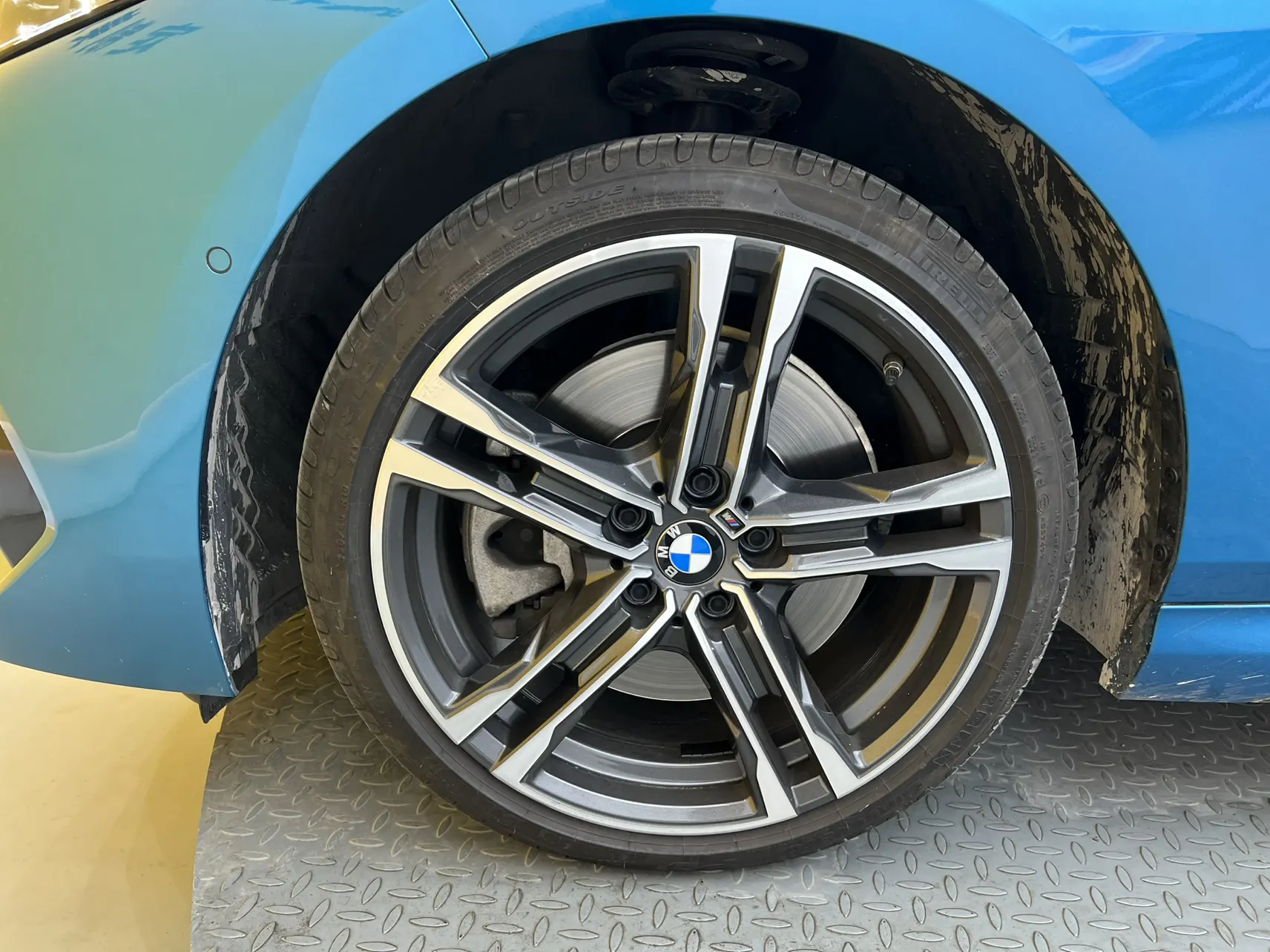 BMW 225i, 2023 9