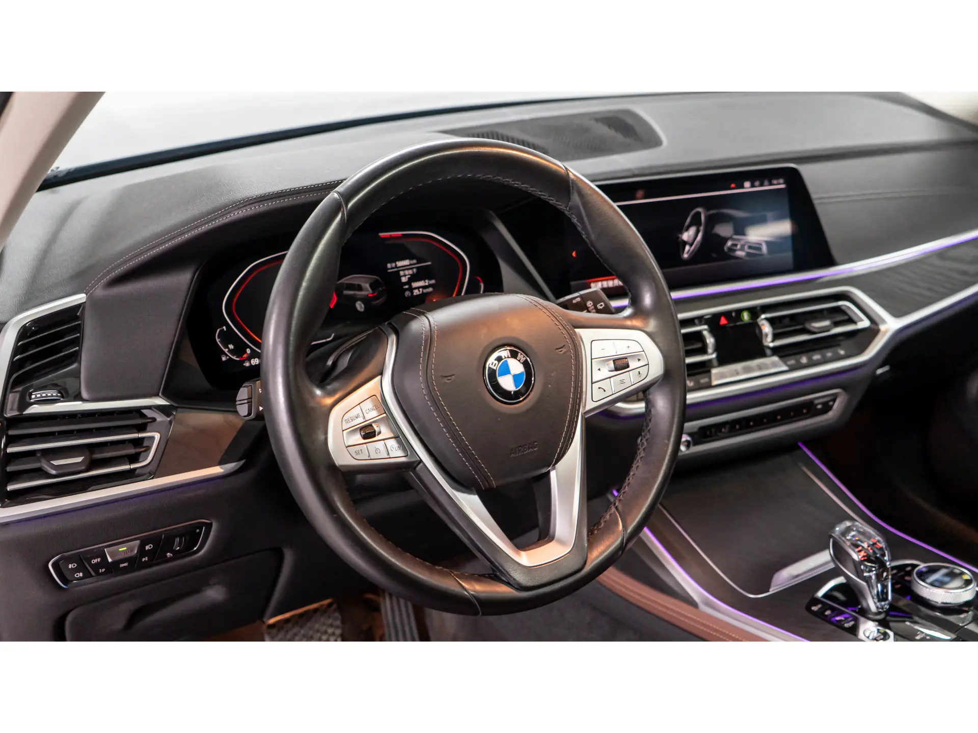 BMW X7, 2019 11