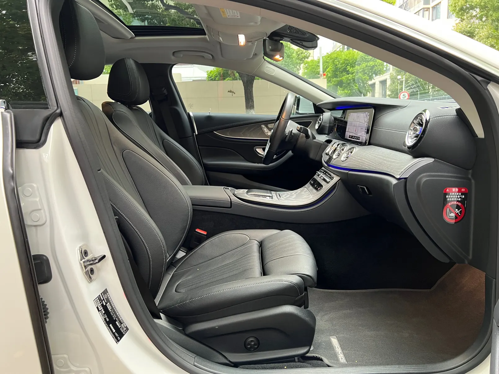 Mercedes-Benz CLS 260, 2021 12