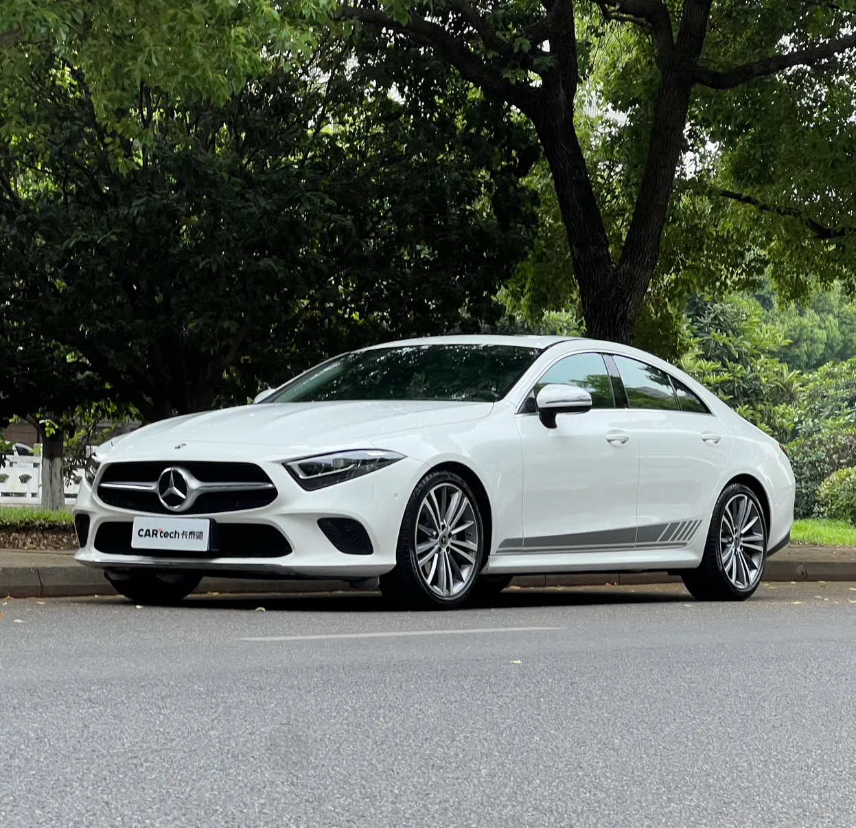 Mercedes-Benz CLS 260