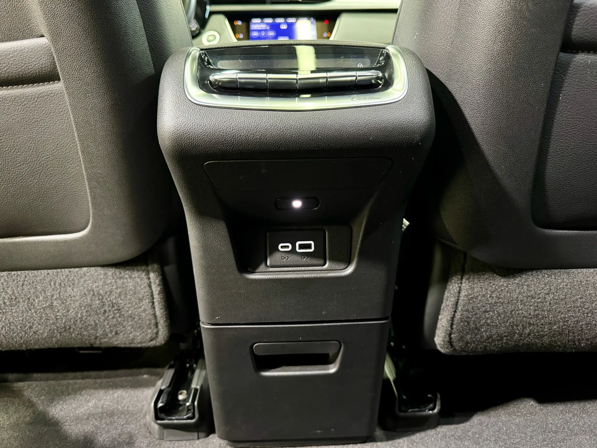 Cadillac XT6, 2023 18