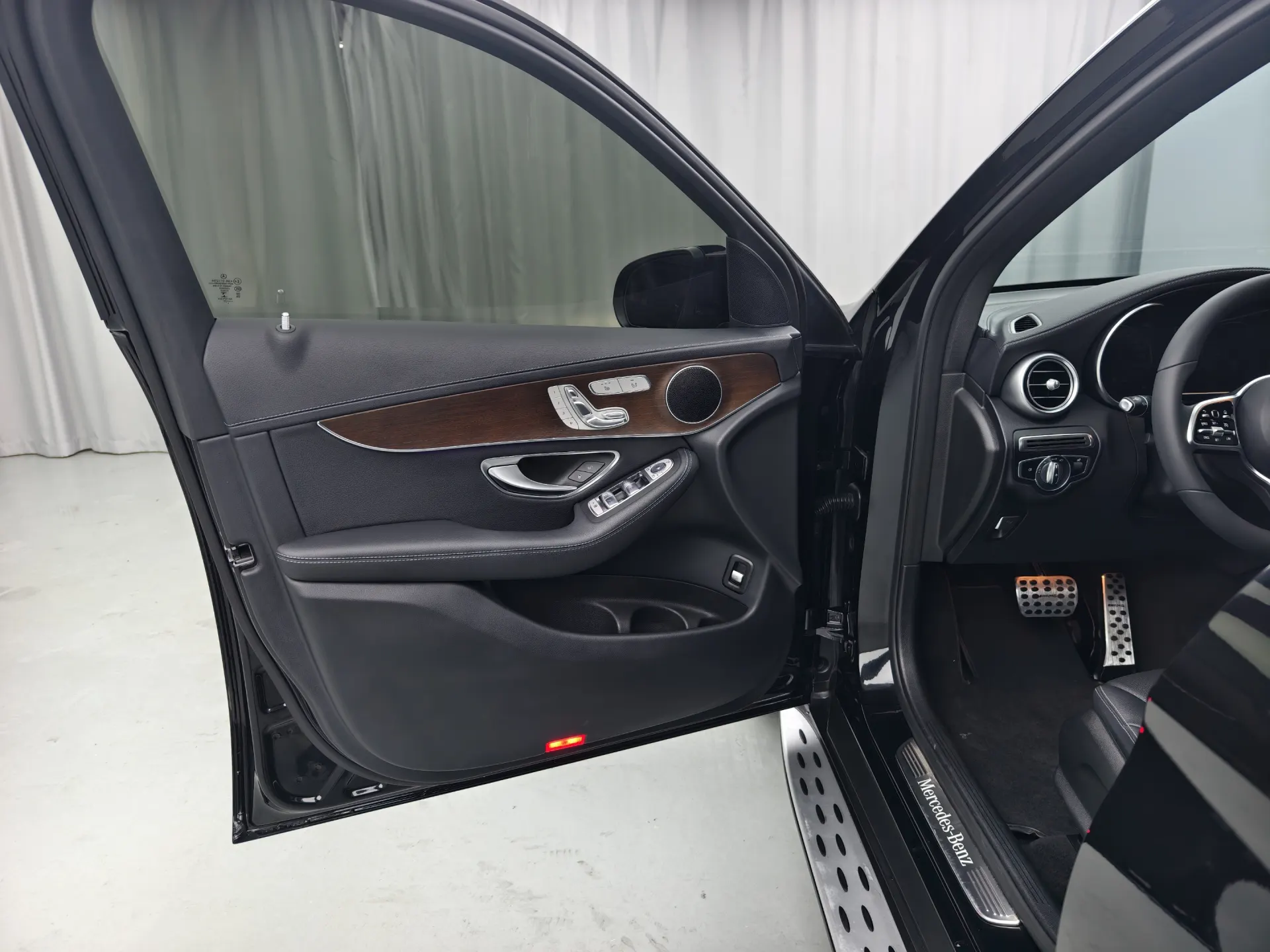 Mercedes-Benz GLC 300 L, 2022 10