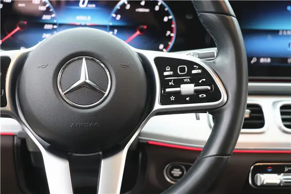 Mercedes-Benz GLE 450 4MATIC, 2023 15