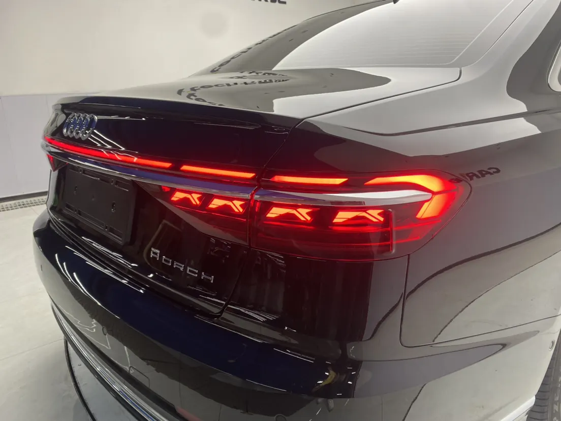 Audi A8L, 2022 10