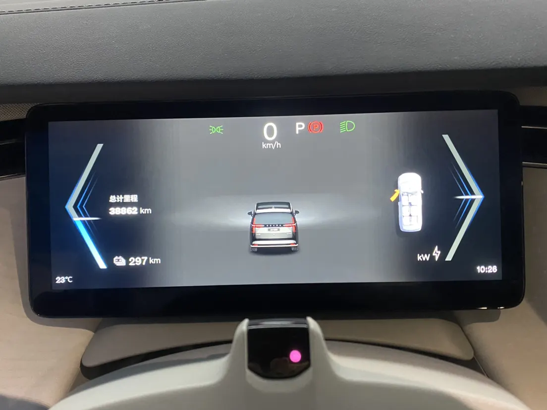 Volvo EM90, 2024 17