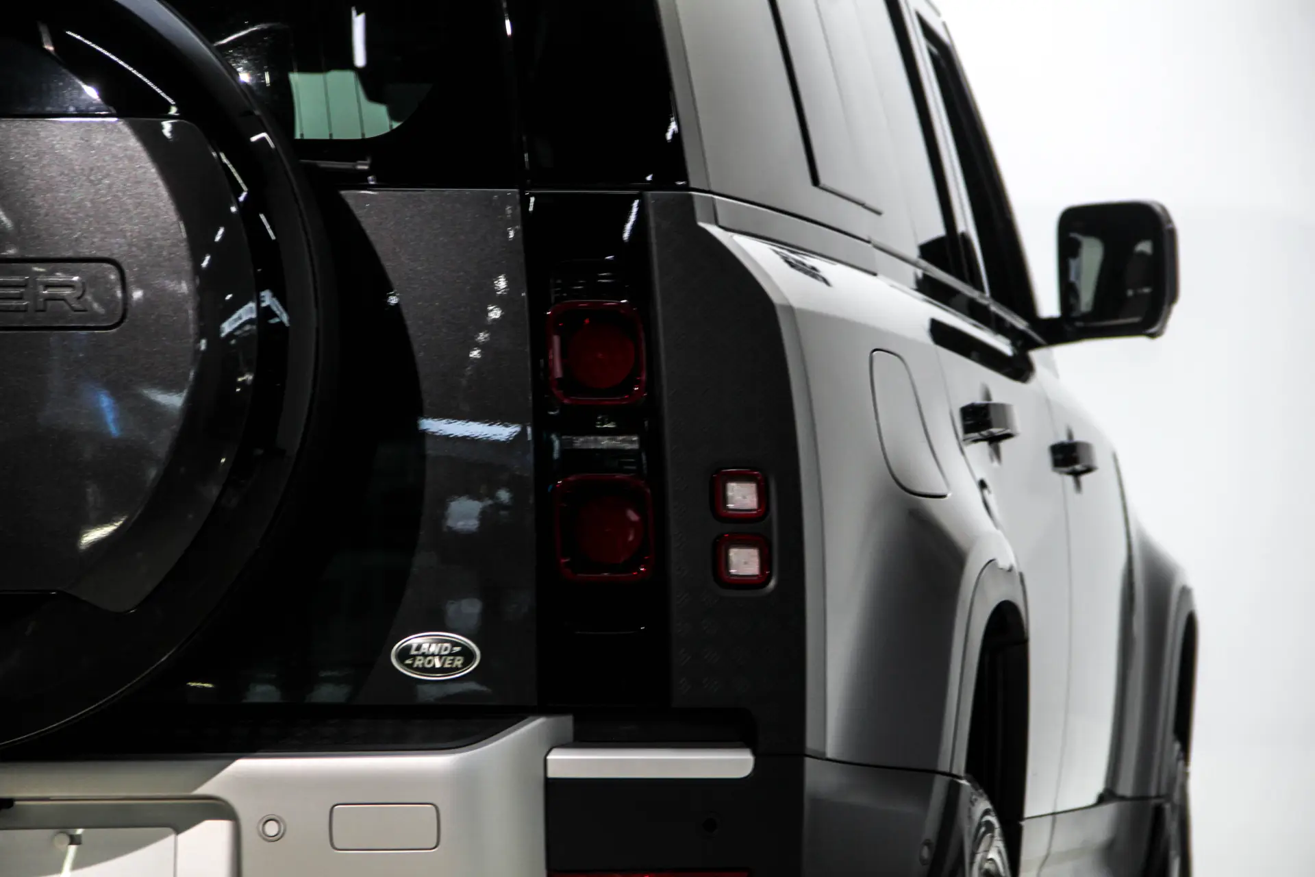 Land Rover Defender, 2025 8