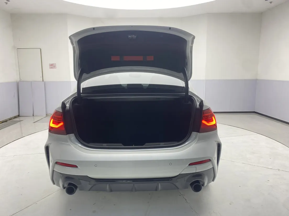 BMW 125i, 2023 31