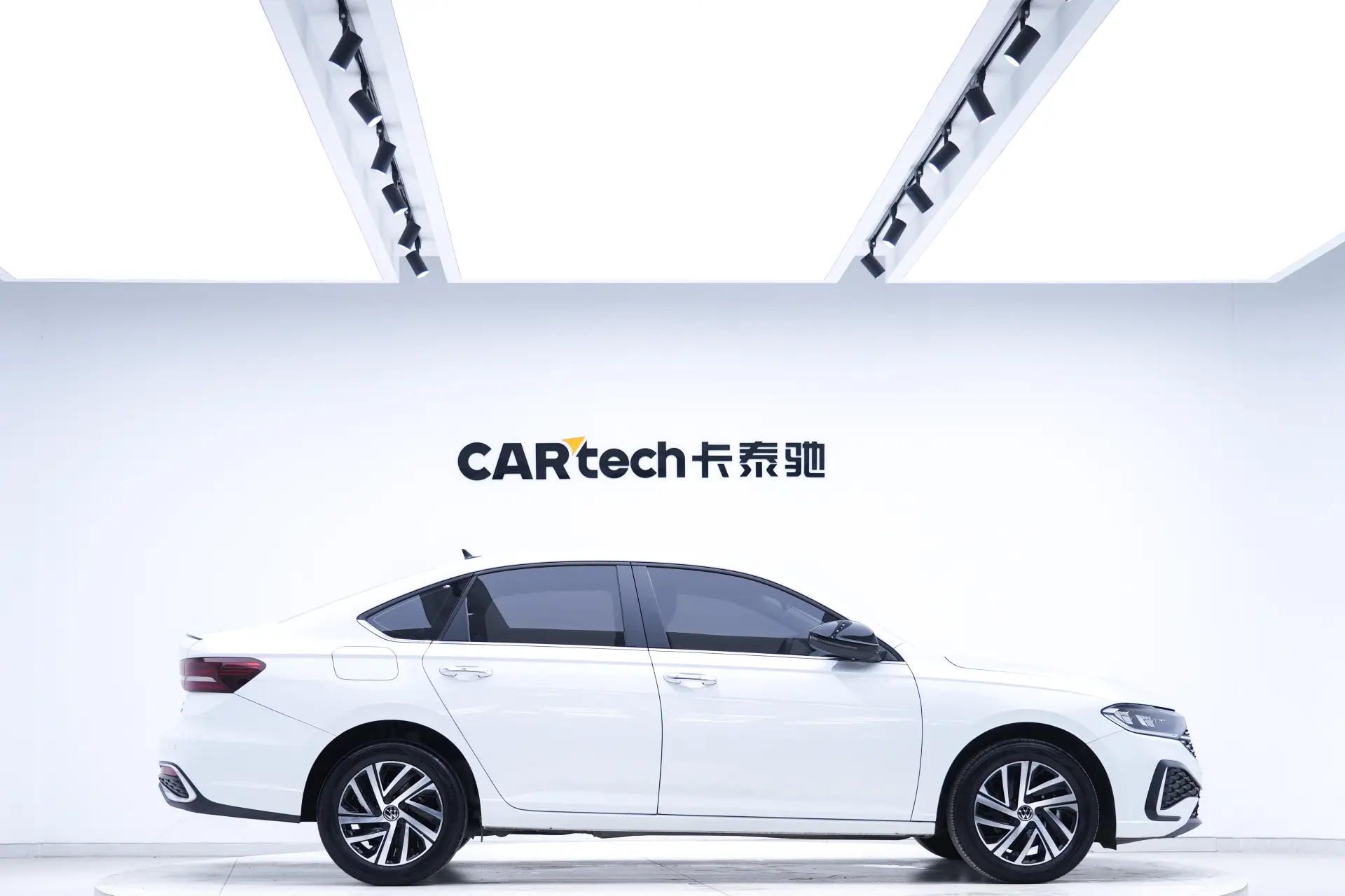 Volkswagen Lavida, 2022 4
