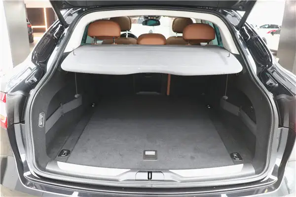 Maserati Levante, 2018 25