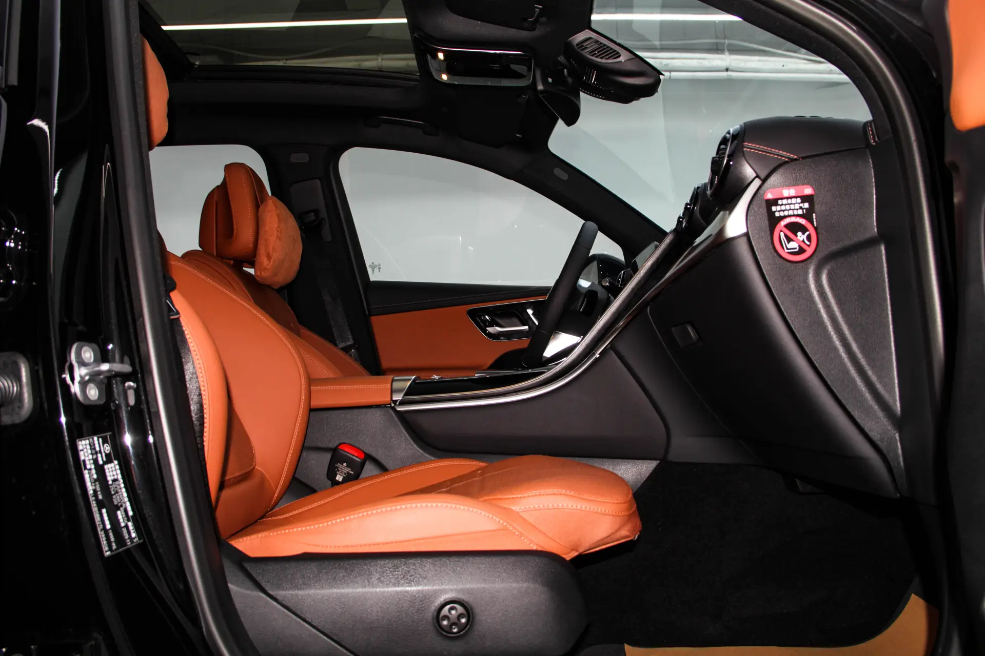 Mercedes-Benz GLC 260 L, 2026 18