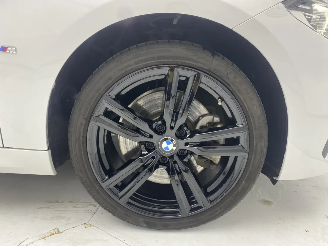 BMW 125i, 2023 11