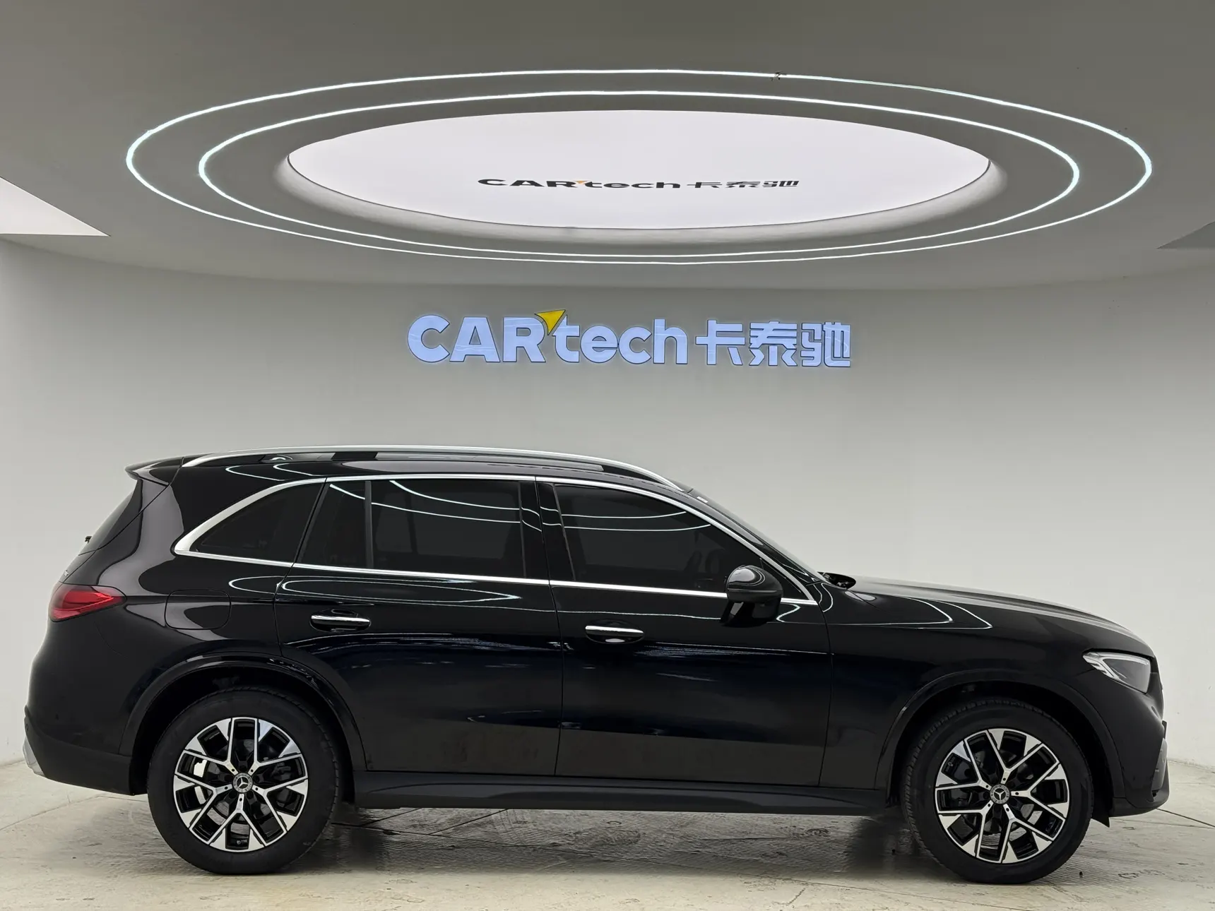 Mercedes-Benz GLC 260 L, 2024 4