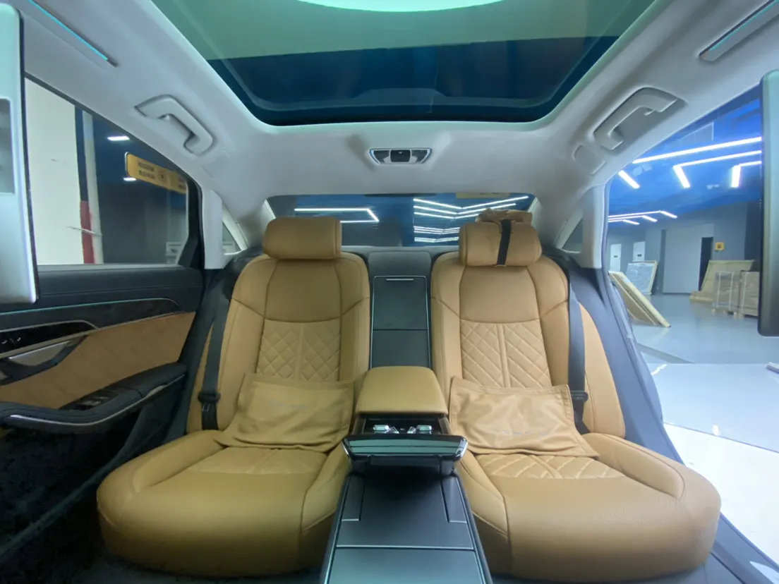 Audi A8L, 2022 30