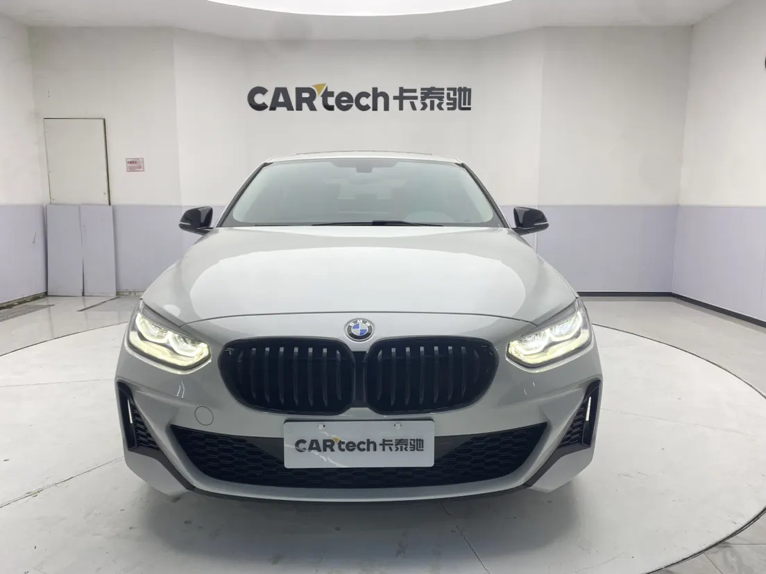 BMW 125i, 2023 3