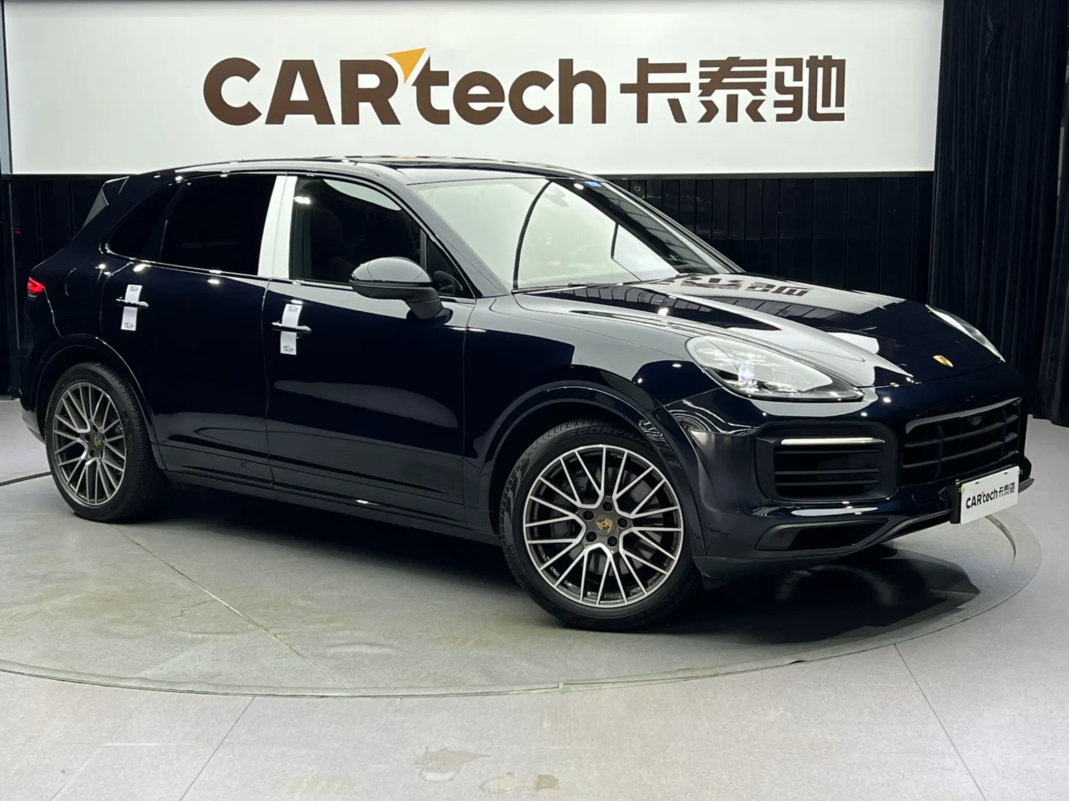 Porsche Cayenne, 2022 2