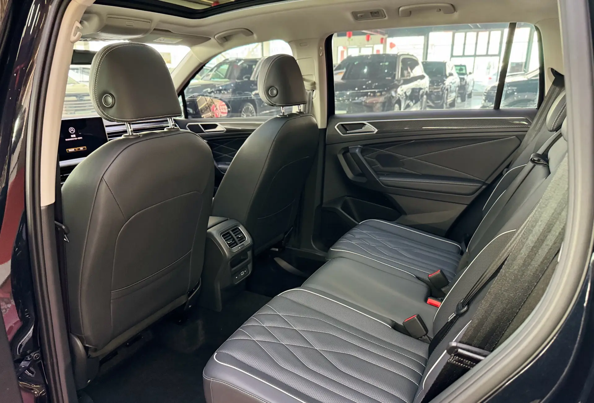 Volkswagen Tiguan L, 2024 19